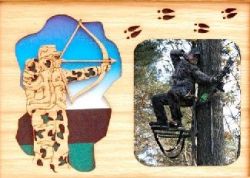 Bowhunter Oak Insert for a 5x7 Picture Frame